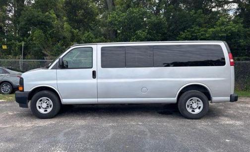 2017 Chevrolet Express 3500 LS