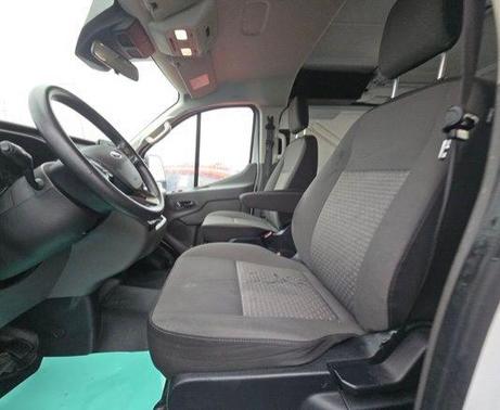 2022 Ford Transit-250 Base