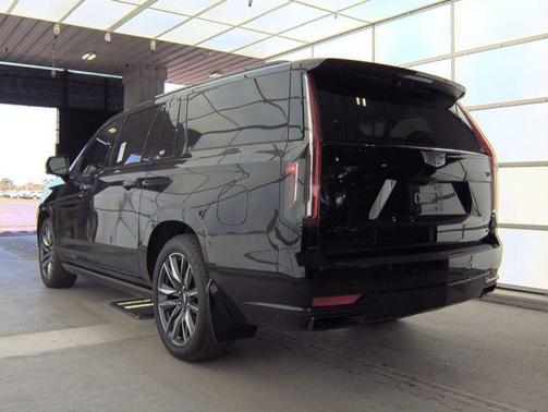 2022 Cadillac Escalade ESV Sport Platinum