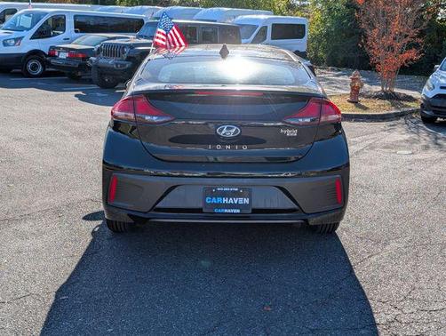 2019 Hyundai IONIQ Hybrid Blue