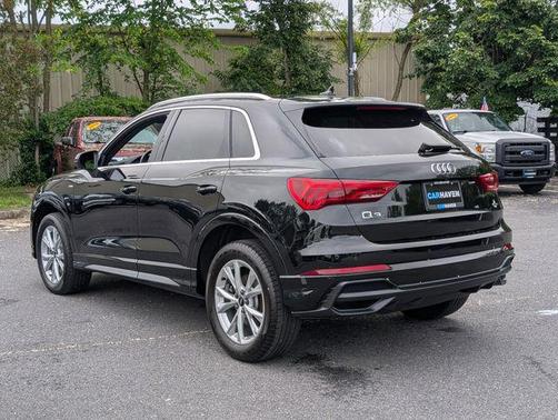 2022 Audi Q3 45 S line Premium