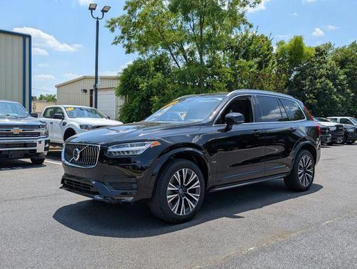 2021 Volvo XC90 T6 Momentum