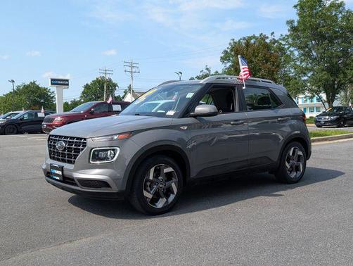 2021 Hyundai VENUE SEL