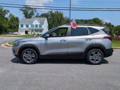 2021 Kia Seltos S