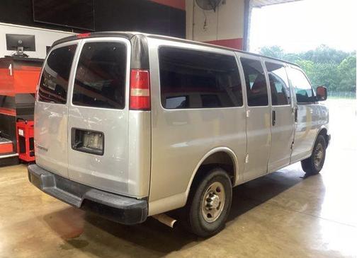 2015 Chevrolet Express 2500 LS