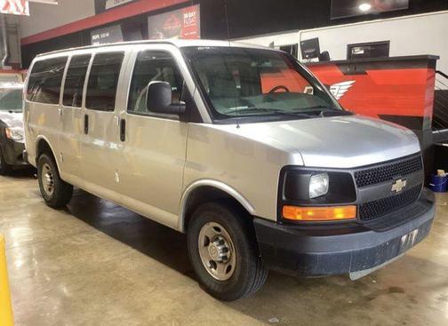 2015 Chevrolet Express 2500 LS