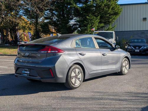 2018 Hyundai IONIQ Hybrid Blue