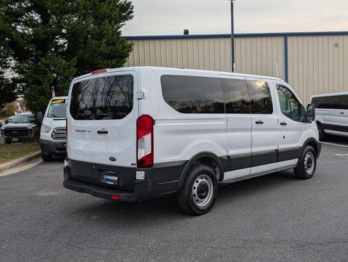 2017 Ford Transit-150 XL