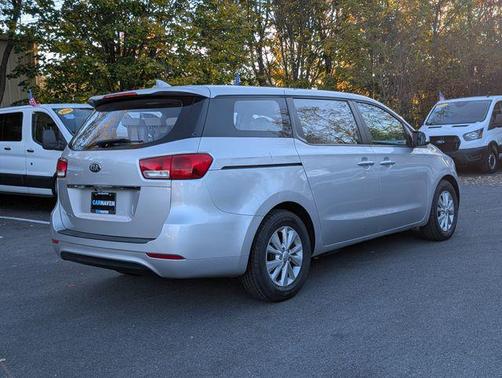 2018 Kia Sedona L
