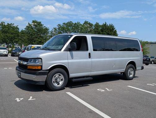 2019 Chevrolet Express 3500 LT