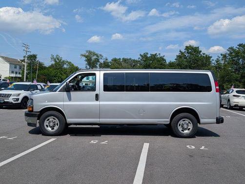 2019 Chevrolet Express 3500 LT