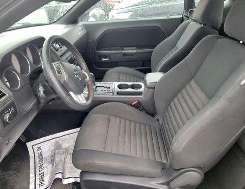 2014 Dodge Challenger SXT