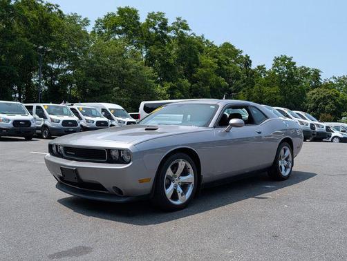2014 Dodge Challenger SXT