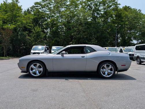 2014 Dodge Challenger SXT