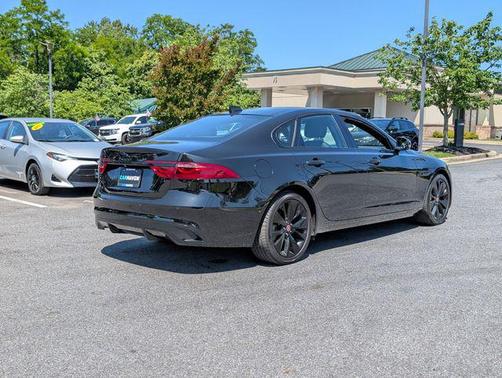 2022 Jaguar XF SE P250 RWD Automatic