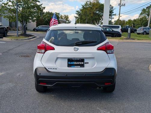 2020 Nissan Kicks S