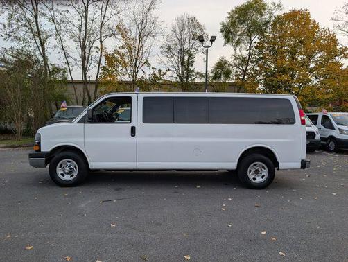 2016 Chevrolet Express 3500 LT