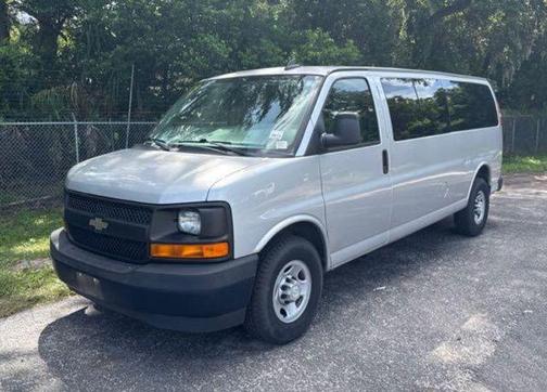 2017 Chevrolet Express 3500 LS