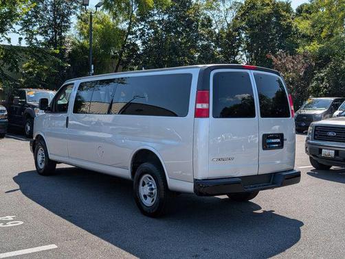 2017 Chevrolet Express 3500 LS