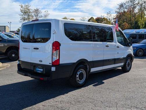 2017 Ford Transit-150 XL