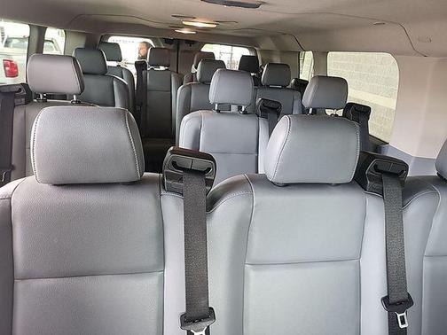 2016 Ford Transit-350 XL