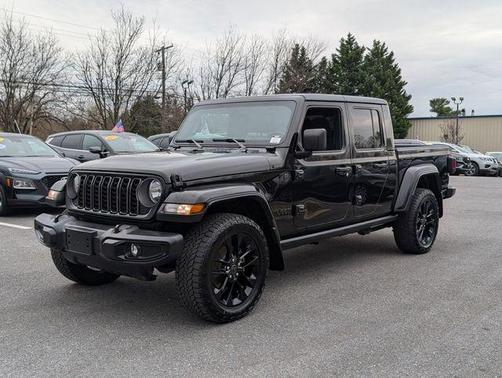 2024 Jeep Gladiator Nighthawk