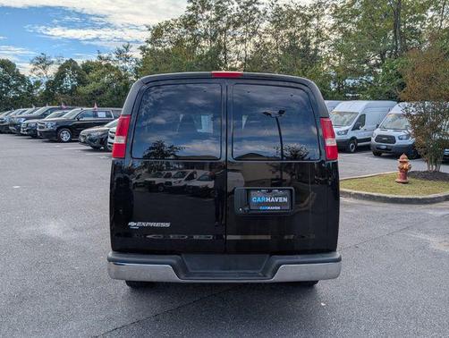 2017 Chevrolet Express 3500 LT