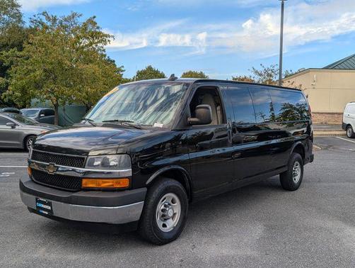 2017 Chevrolet Express 3500 LT