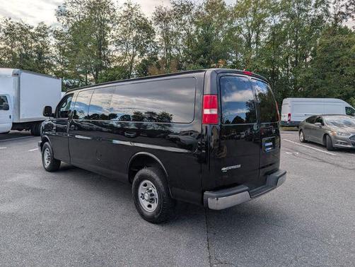 2017 Chevrolet Express 3500 LT