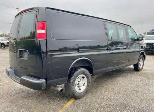 2023 Chevrolet Express 3500 RWD 3500 Extended Wheelbase WT