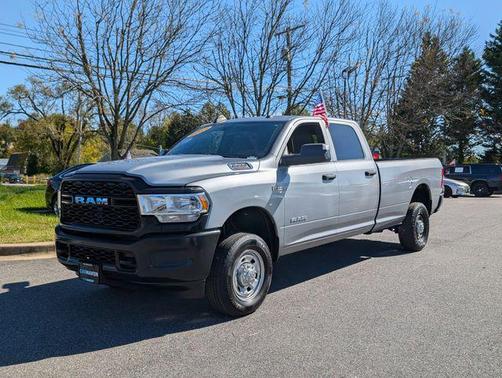 2021 RAM 2500 Tradesman Crew Cab 4x4 8' Box