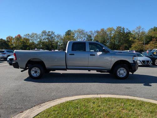 2021 RAM 2500 Tradesman Crew Cab 4x4 8' Box