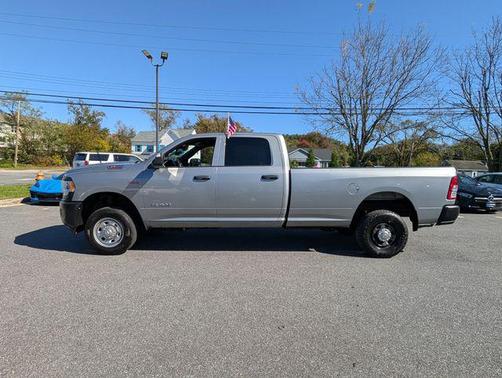 2021 RAM 2500 Tradesman Crew Cab 4x4 8' Box