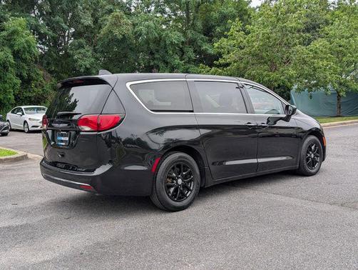 2020 Chrysler Pacifica Touring