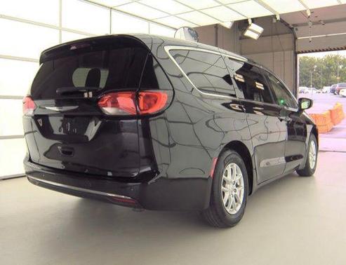 2020 Chrysler Pacifica Touring