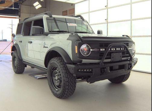 2022 Ford Bronco Black Diamond