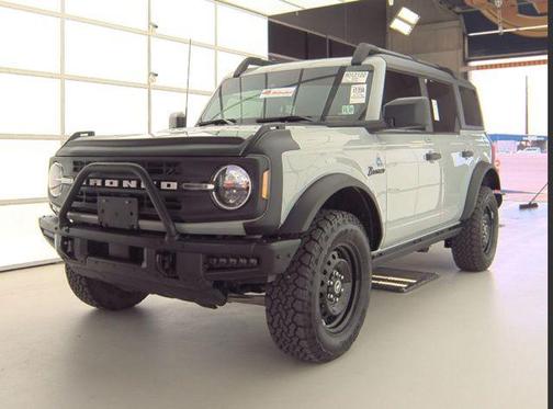 2022 Ford Bronco Black Diamond