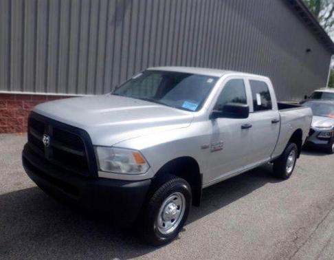 2017 RAM 2500 Tradesman Crew Cab 4x4 6'4' Box