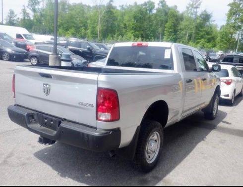 2017 RAM 2500 Tradesman Crew Cab 4x4 6'4' Box