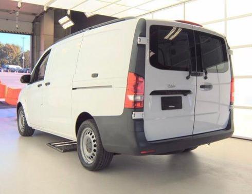 2018 Mercedes-Benz Metris Base