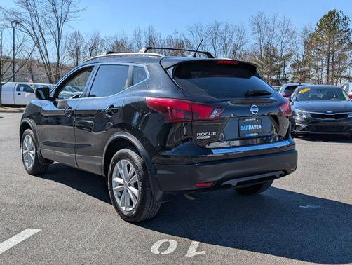 2017 Nissan Rogue Sport SV