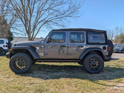 2018 Jeep Wrangler Unlimited Sport