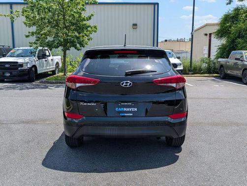 2018 Hyundai TUCSON SE