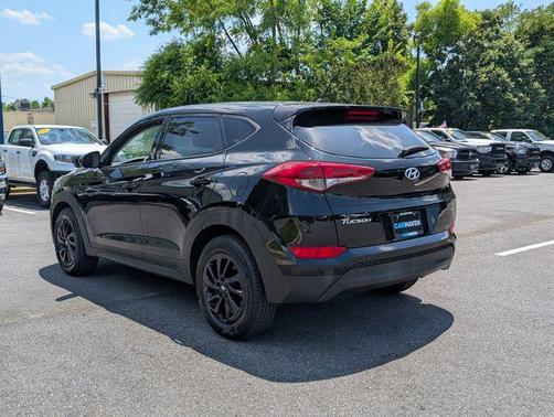 2018 Hyundai TUCSON SE