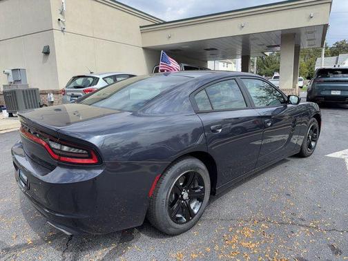2016 Dodge Charger SE