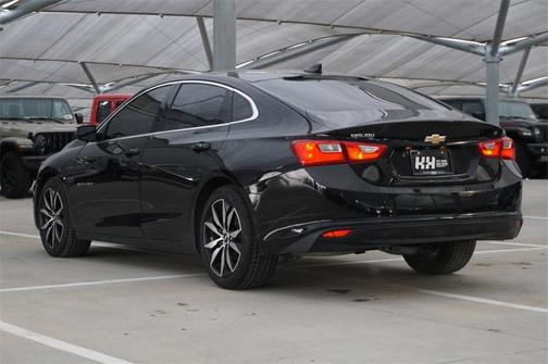 Photo 5 of 26 of 2016 Chevrolet Malibu 1LT