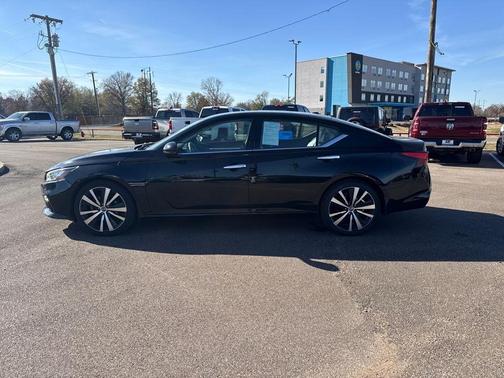 2019 Nissan Altima 2.5 Platinum