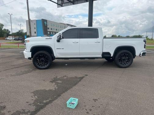 2022 Chevrolet Silverado 2500 High Country