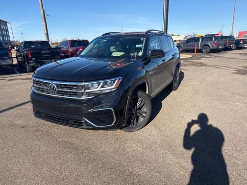 2021 Volkswagen Atlas 3.6 V6 SE w/ Technology R-Line