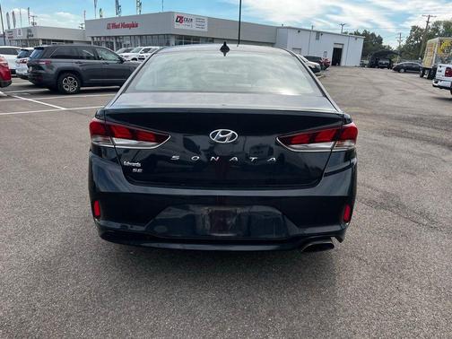 2018 Hyundai SONATA SE